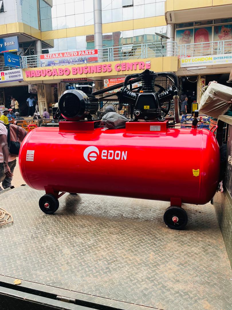 Petrol Stations Air Compressor Uganda. 500 Litres Tank Air Compressor Heavy Duty 380V (Three Pharse) 3 Pistons Edon Brand for Sale in Kampala Uganda. Machine World Uganda, Leading Air Compressors Company in Uganda: Supplier, Importer, Distributor, Assembler and Installer of Domestic and Industrial Air Compression Equipment in Kampala-Uganda, East Africa: Kigali-Rwanda, Nairobi-Mombasa-Kenya, Juba-South Sudan, DRC-Congo, Tanzania. Machinery Uganda