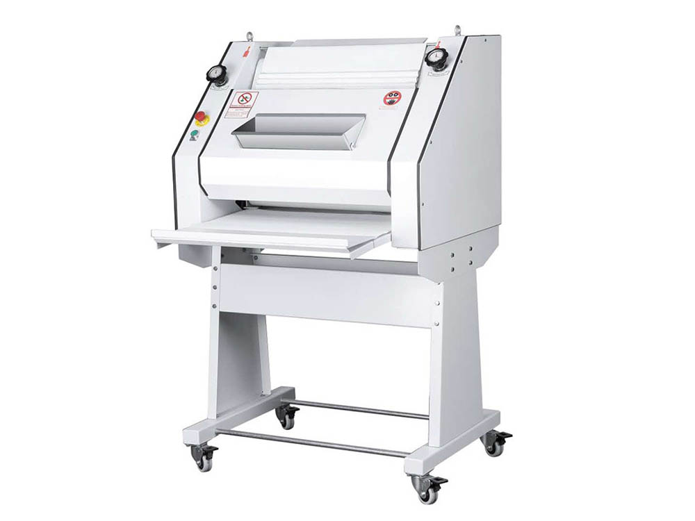 Commercial Dough Moulder for sale in Kampala Uganda. Bakery Machinery Trader Uganda. Commercial Bakery And Confectionery Equipment/Baking Equipment, Tools And Machinery in Uganda. Commercial Bakery Equipment Supplier in Kampala Uganda. Online Equipment and Machinery Marketplace. Brand New Quality Industrial Machinery East Africa: Kampala-Uganda, Kigali-Rwanda, Nairobi-Mombasa-Kenya, Juba-South Sudan, DRC-Congo, Tanzania, Machinery Uganda. machineryug.com